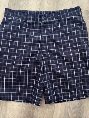 Pebble Beach Performance Golf Shorts Men’s 34 Blue Plaid